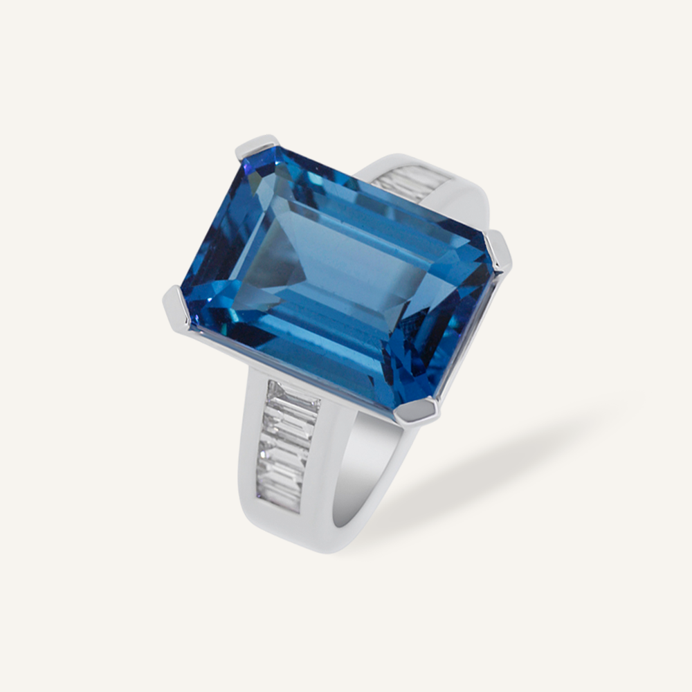 Anillo BAGUETTES y Topacio London Blue rectangular OB