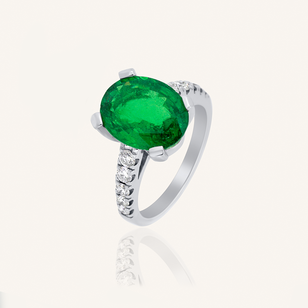 Anillo LADY XL Tsavorita verde oval y garras brillantes OB